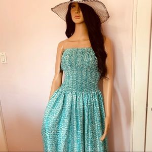 SOLD. NWT Oscar de la Renta strapless  👗